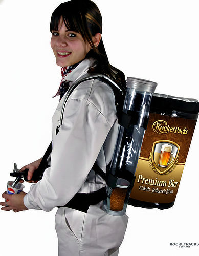 Bier-Dispenser-Rucksack mit großer, individuell gestaltbarer Werbefläche für Promotion-Teams und Markenaktivierung.