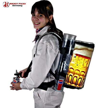 ���� POS-Kampagne mit Rocketpacks und Bierschankanlagen-Rucksack auf dem LILLE 2024 - 39th EBC Congress & Brewers Forum ��✨ Auf diesem lebendigen Bild sieht man eine innovative Marketingaktion, die auf dem renommierten EBC Congress & Brewers Forum in Lille 2024 präsentiert wird. Im Mittelpunkt stehen mehrere engagierte Promotion-Mitarbeiter, die mit speziellen Rocketpacks und Bierschankanlagen-Rucksäcken ausgestattet sind ����. Diese Rucksäcke sind in auffälligen Farben gestaltet und tragen das Logo der beworbenen Biermarke, was sie sofort erkennbar macht. Jeder Rucksack ist mit einem isolierten Fach ausgestattet, das ein Bierfass sicher hält und die Temperatur konstant kühl hält ❄️. An der Seite des Rucksacks befinden sich praktische Zapfhähne, mit denen die Mitarbeiter frisch gezapftes Bier direkt an die Besucher der Messe ausschenken können ��. Die Rocketpacks sind zudem mit leistungsstarken Düsentriebwerken ausgestattet, die es den Mitarbeitern ermöglichen, sich schnell und spektakulär durch die Messehalle zu bewegen ��. Die Promotion-Mitarbeiter tragen einheitliche Uniformen mit dem Branding der Biermarke und bewegen sich geschickt durch die Menge, um sicherzustellen, dass jeder Besucher eine erfrischende Bierprobe erhält ����. Der Stand der Biermarke ist lebhaft und auffällig dekoriert, mit bunten Bannern, Lichtern und Musik, die eine festliche Atmosphäre schaffen ��. Die Besucher des Kongresses sind begeistert und strömen herbei, um das innovative Konzept der Rocketpacks und Bierschankanlagen-Rucksäcke aus nächster Nähe zu erleben und das erfrischende Bier zu probieren. Im Hintergrund sieht man weitere Messestände und Ausstellungen, die die Vielfalt und Innovationen der Brauereibranche präsentieren ��. Die Atmosphäre ist voller Energie und Begeisterung, mit angeregten Gesprächen und fröhlichen Gesichtern. Die Mitarbeiter interagieren freundlich mit den Besuchern, erklären die besonderen Eigenschaften des Biers und bieten Proben an ��. Einige Besucher machen Fotos mit den Rocketpack-Trägern und genießen das kühle, frisch gezapfte Bier in vollen Zügen ��. Eine gut durchdachte und beeindruckende Livekampagne, die die Aufmerksamkeit der Kongressbesucher auf sich zieht und ein unvergessliches Erlebnis bietet.